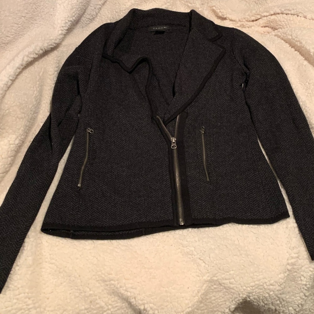 Tahari Fashion Blazer